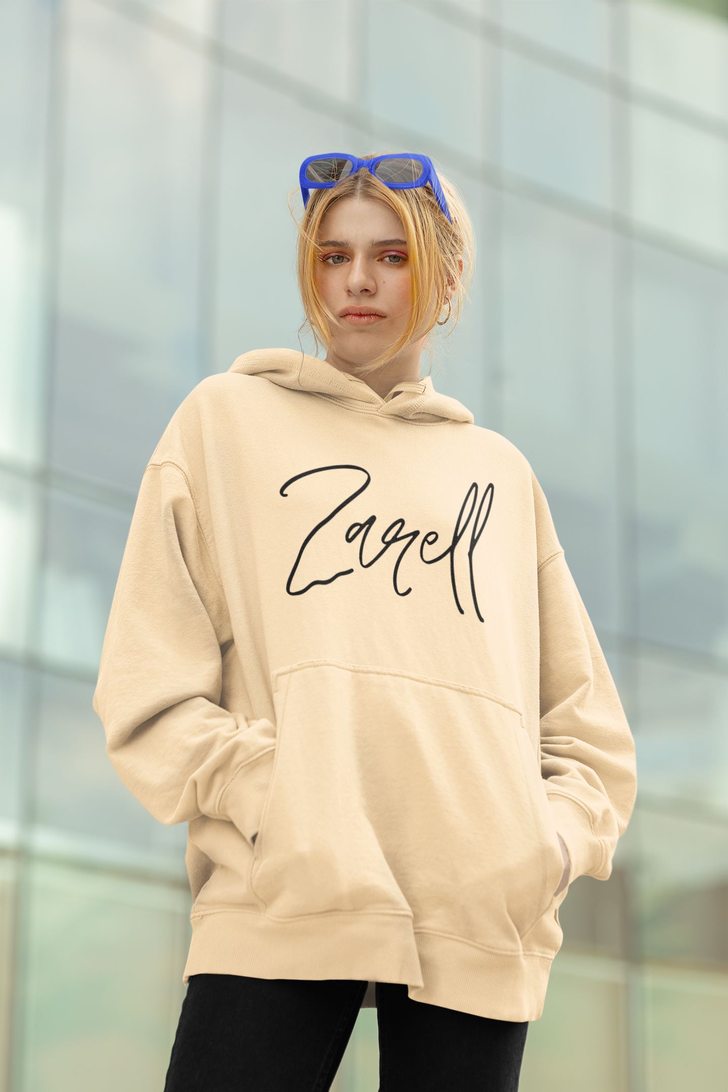 Cream w/ Black Zarell